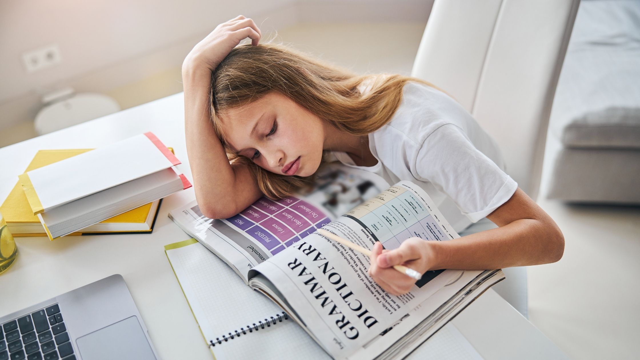 İngilizce Dilbilgisi Öğrenme Sürecini Kolay Atlatmanın Yolları!